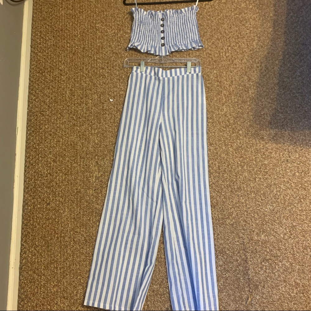 Crop Top and Pants 2 Piece Set
